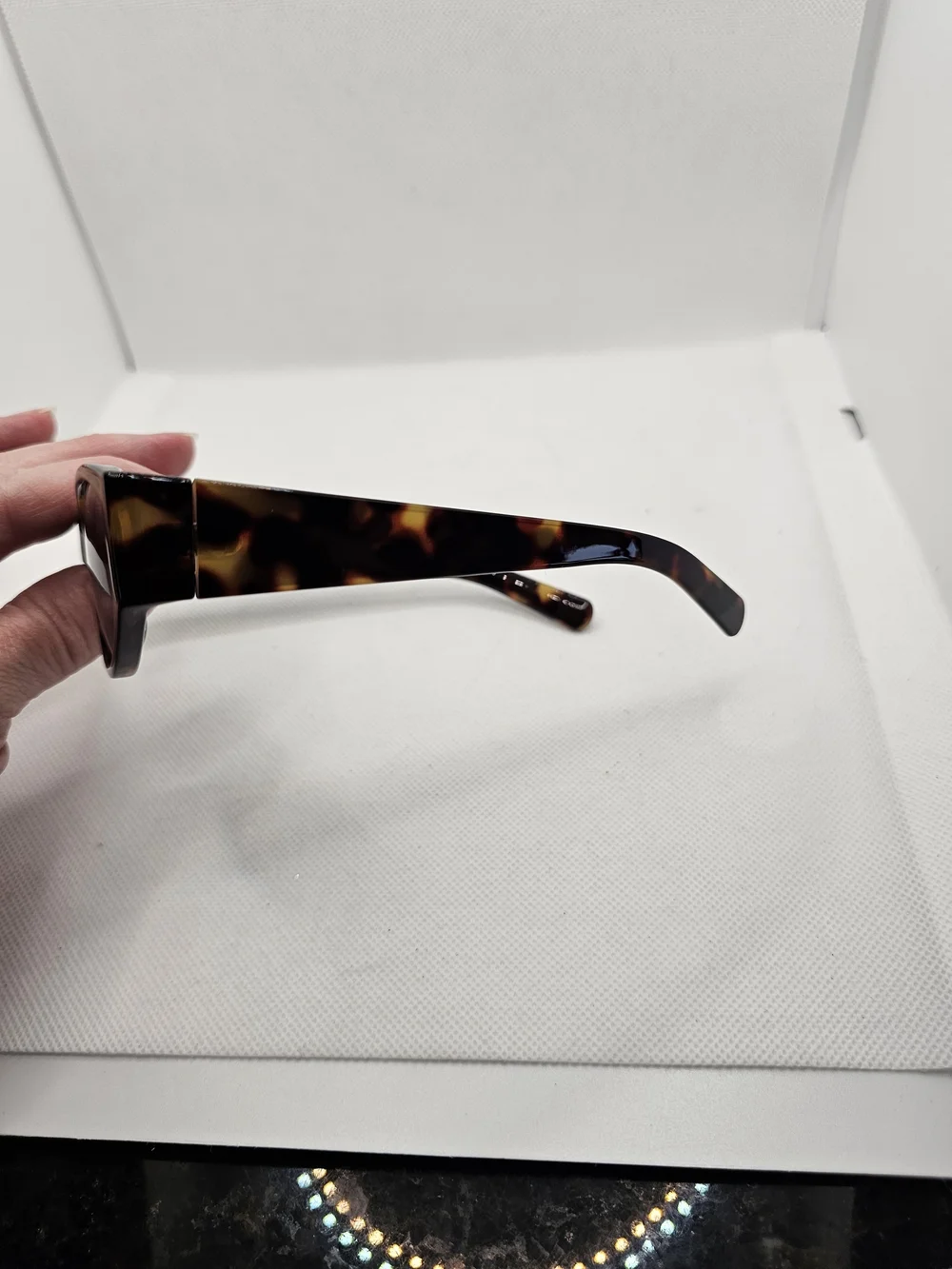 Tortoiseshell Cat-Eye Sunglasses with Brown Gradient Lenses